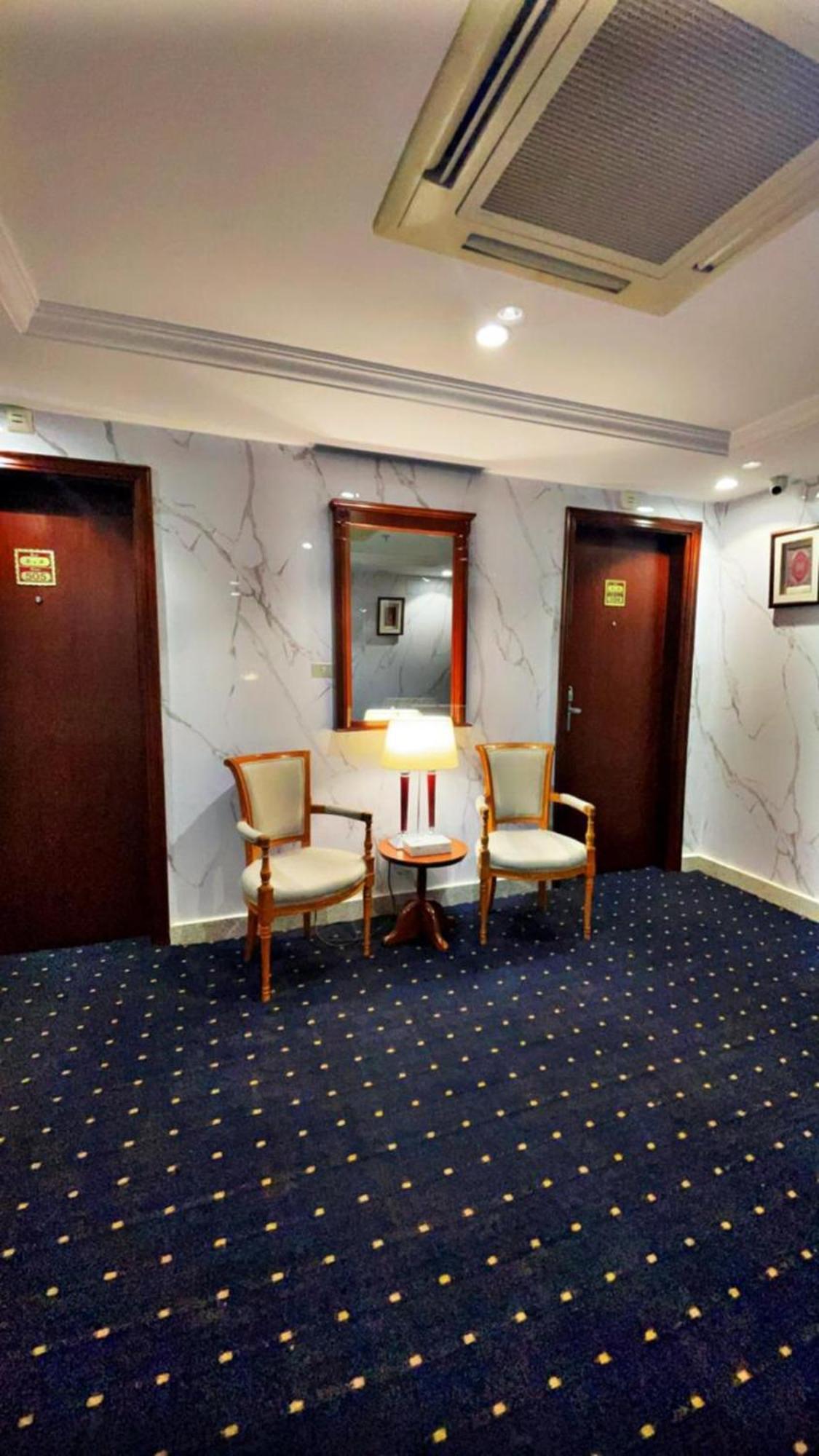 فندق المروج كريم Almorooj Kareem Hotel Джеда Екстериор снимка