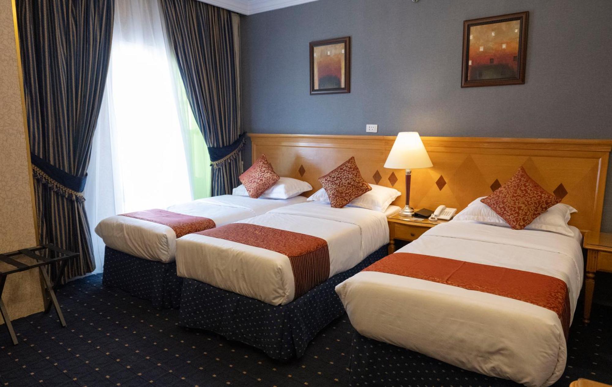 فندق المروج كريم Almorooj Kareem Hotel Джеда Екстериор снимка