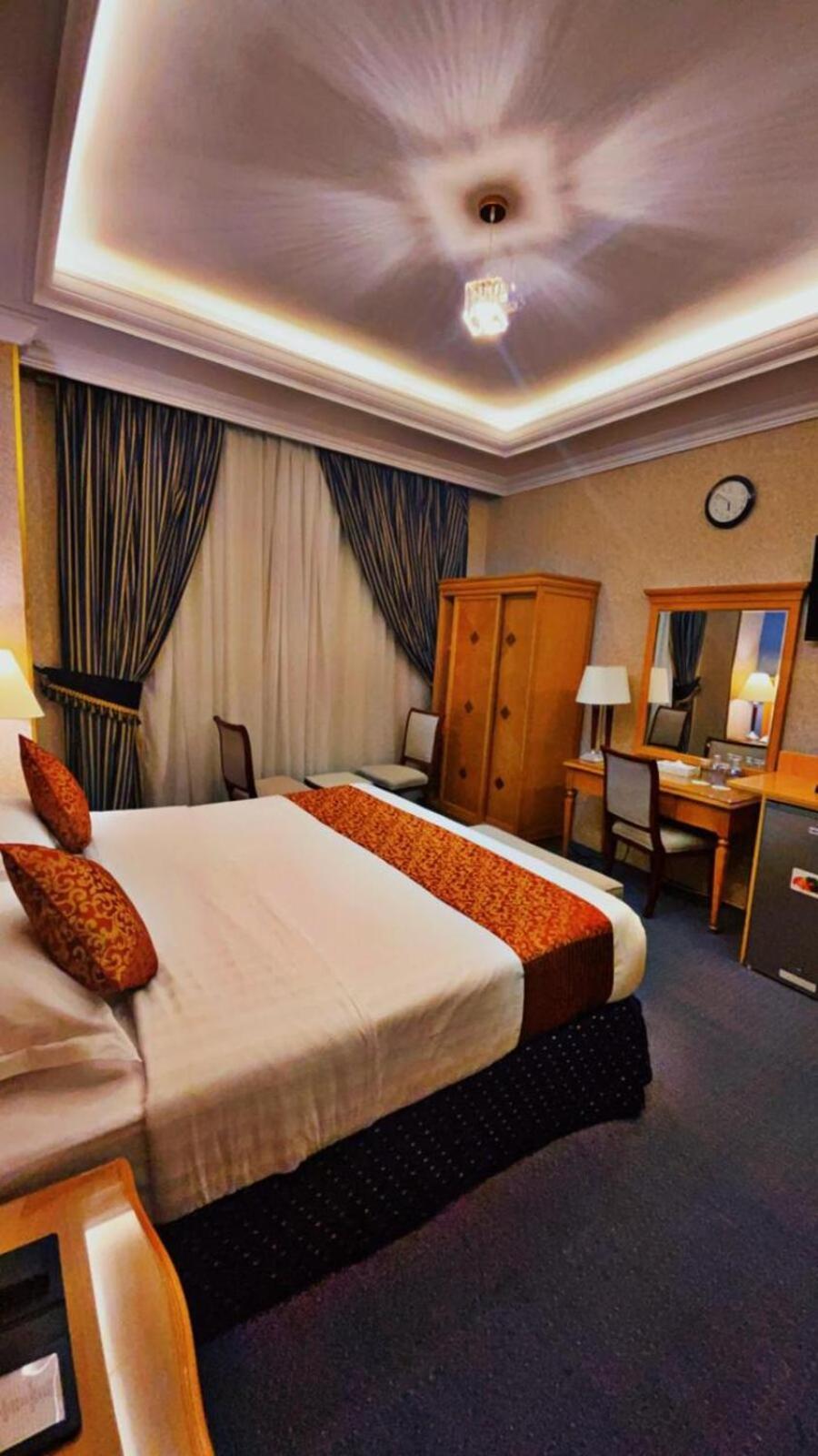 فندق المروج كريم Almorooj Kareem Hotel Джеда Екстериор снимка