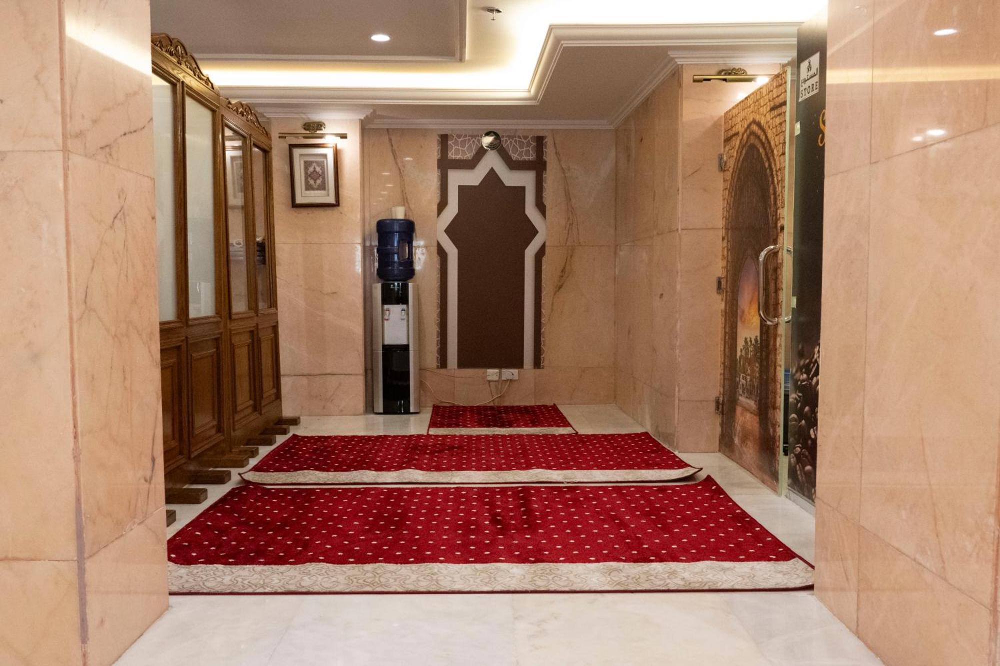فندق المروج كريم Almorooj Kareem Hotel Джеда Екстериор снимка